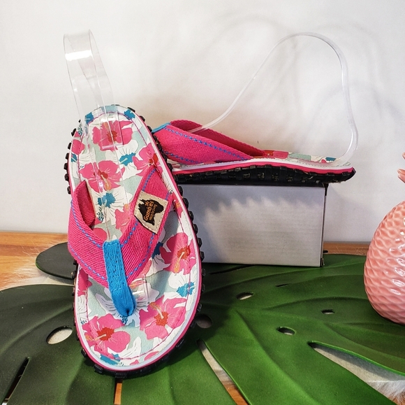 Gumbies | Shoes | Gumbies Islander Recycled Rubber Flipflops | Poshmark